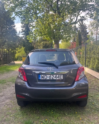 Toyota Yaris cena 22000 przebieg: 198000, rok produkcji 2012 z Warszawa małe 29